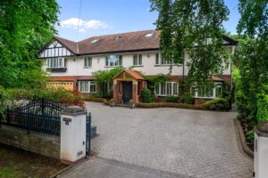 Broad Walk, Wilmslow